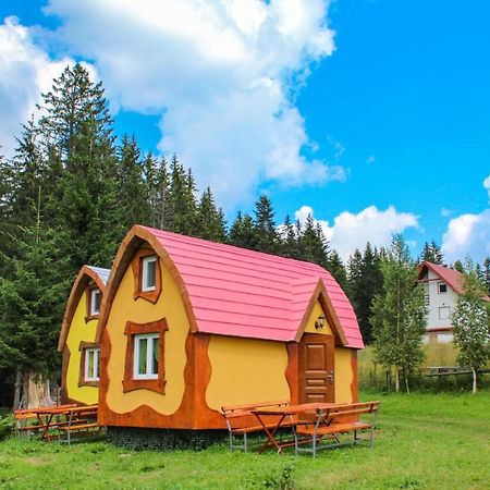 Bungalows Fairy Tale 자블야크 외부 사진