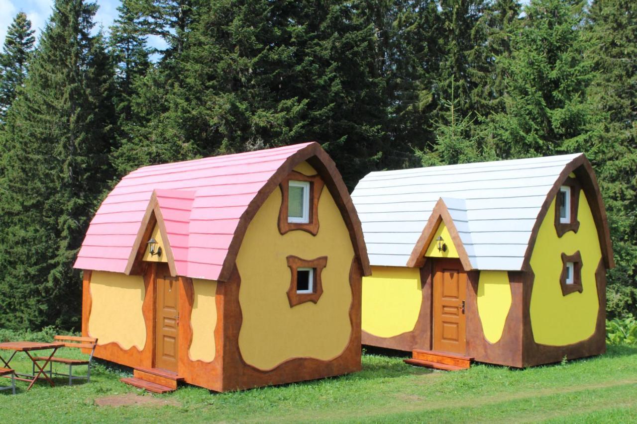 Bungalows Fairy Tale 자블야크 외부 사진