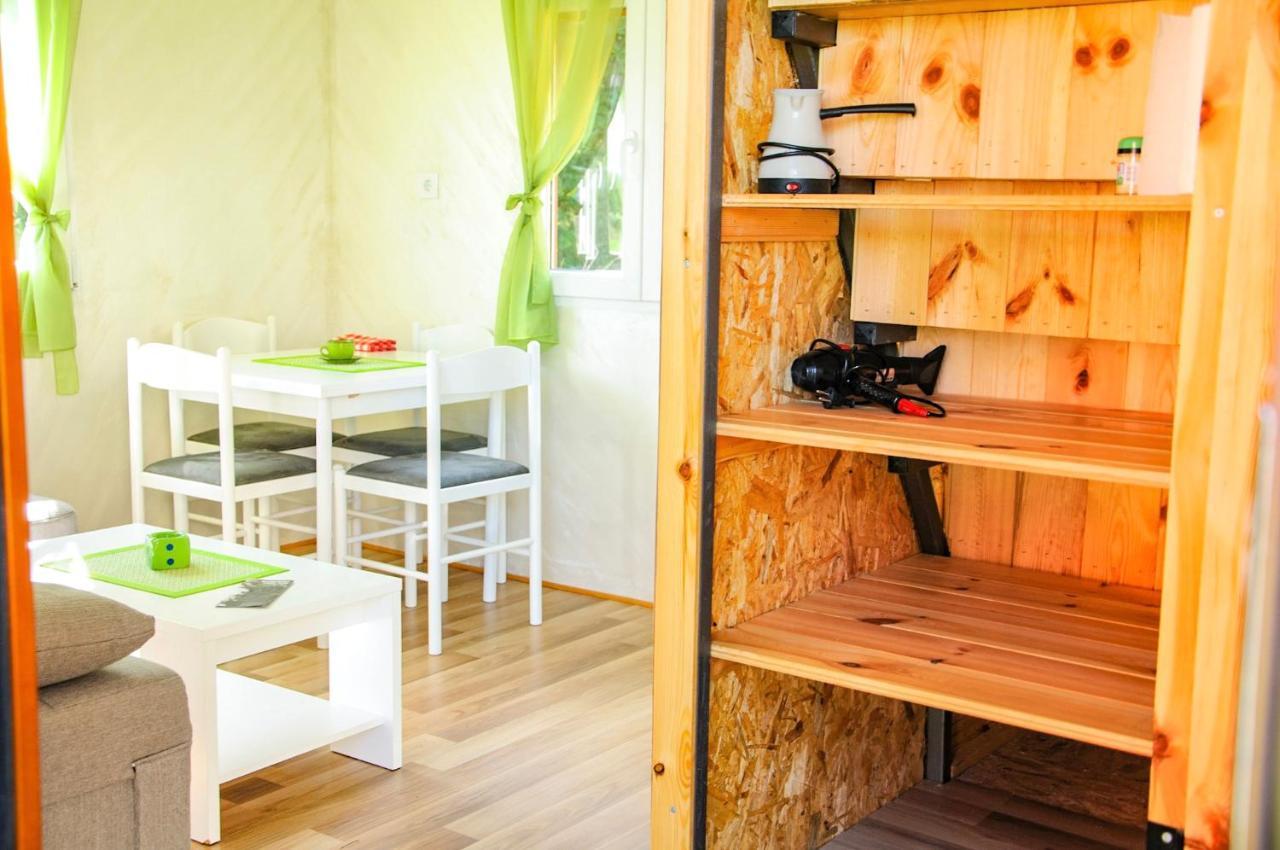 Bungalows Fairy Tale 자블야크 외부 사진